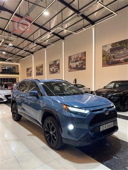 تۆیۆتا ڕاڤ 4